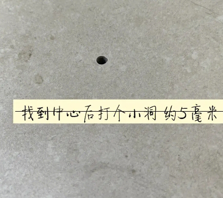 泌阳瓷砖空鼓维修公司专业解答在瓷砖铺贴过程中，如果砂料搅拌不均匀，将会带来以下问题